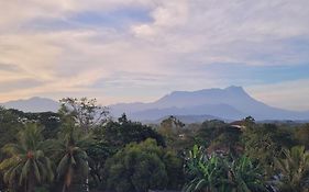 Mountain View Guest House Kb